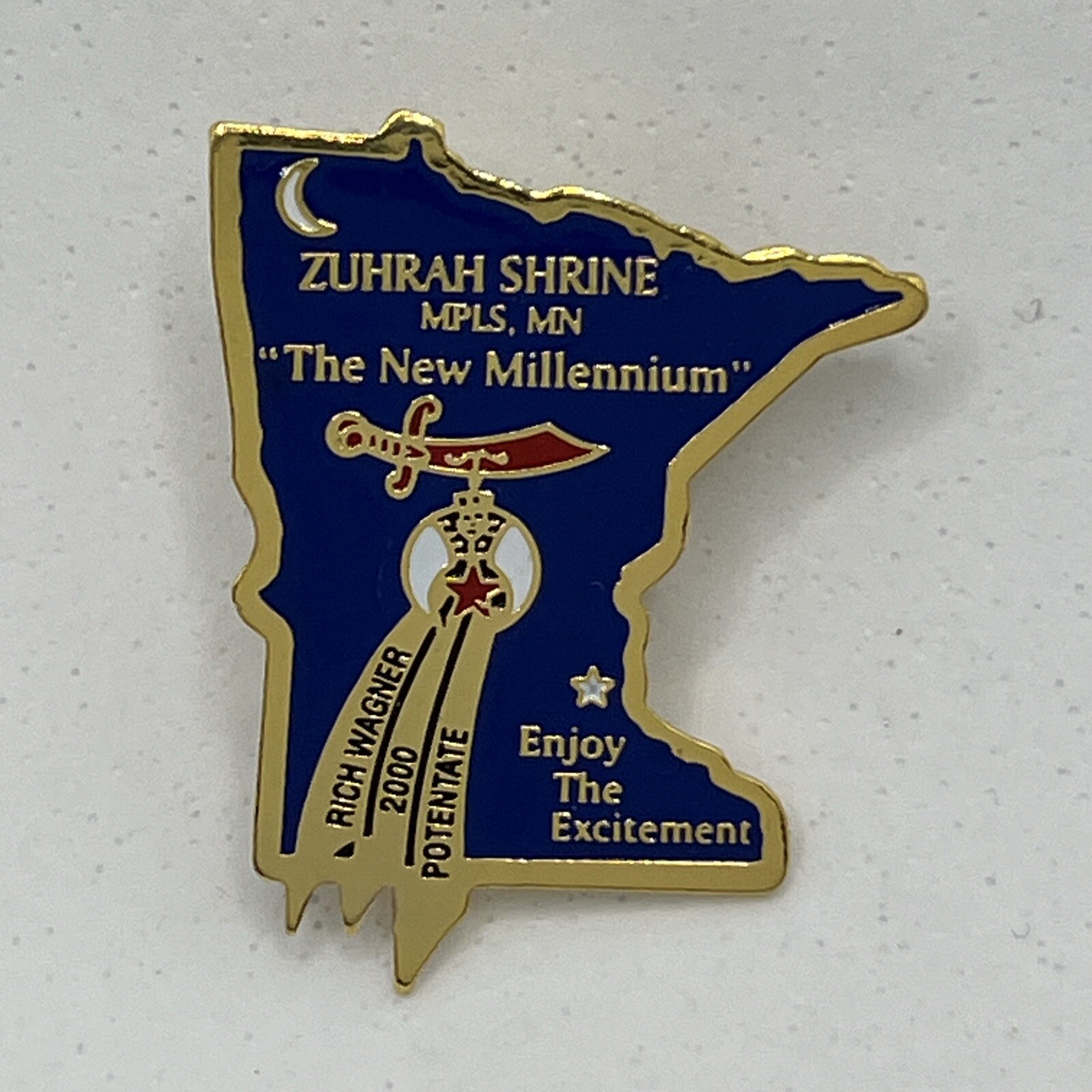 Minneapolis Minnesota Zuhrah Shrine Masonic Masons Shriner Enamel Lapel Hat Pin