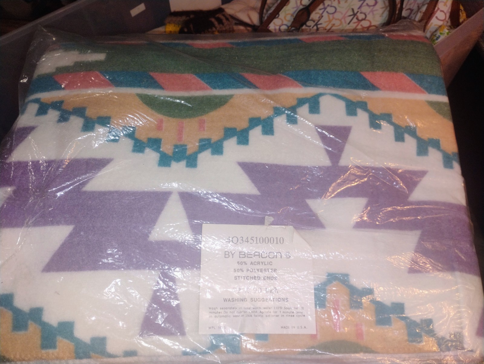 Vintage Beacon Camp Navajo Blanket Aztec Western Style Size Twin Full 72 x 90 Vintage Beacon Camp Navajo Blanket Aztec Western Style Size Twin Full 72 x 90