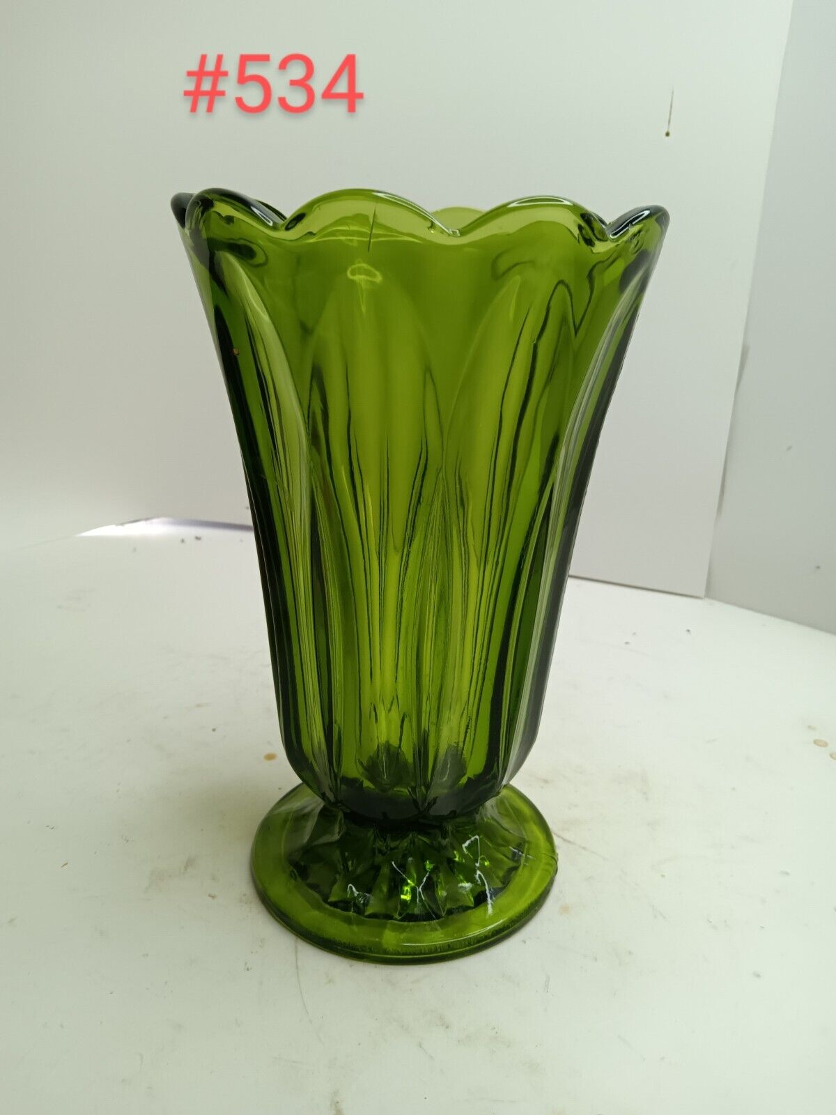 Anchor Hocking Glass Flower Vase Fairfield Avocado Green Vintage 8.5