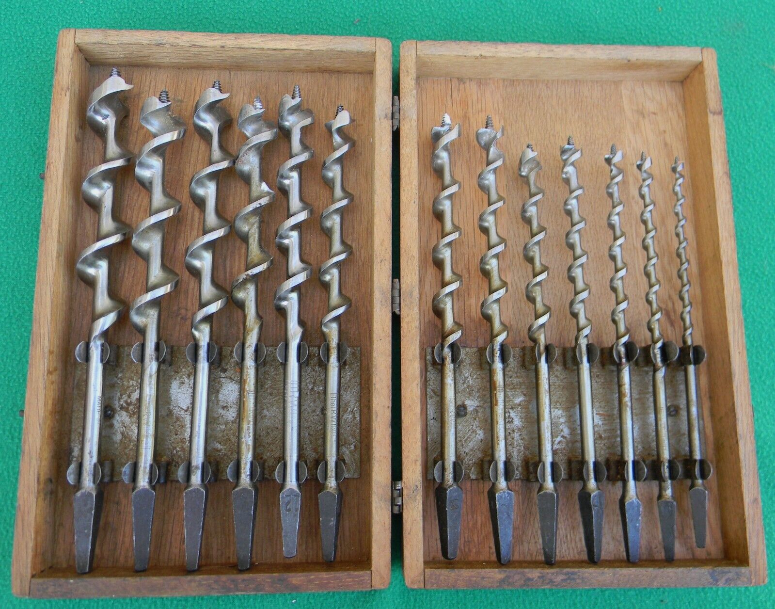 Vintage Irwin 13 Piece Auger Drill Bit Set In Wood Case Brace Bits