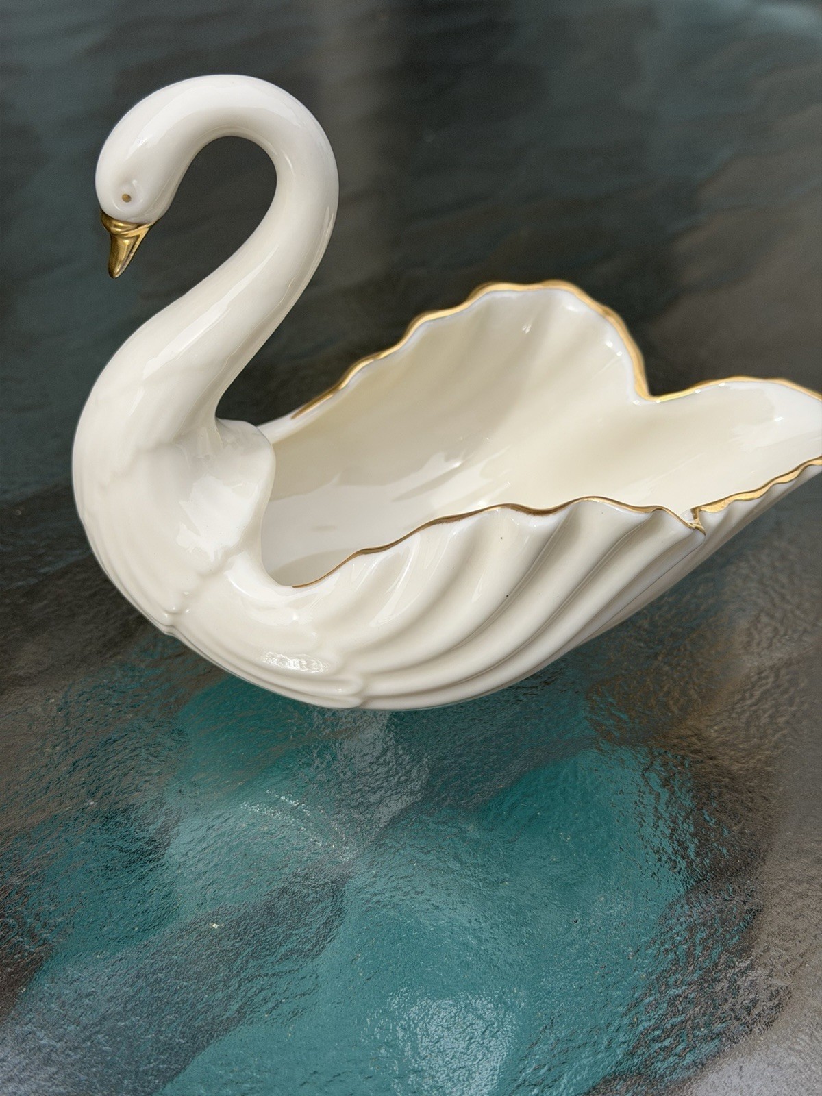 Lenox Swan Figurine 5” Porcelain 24K Gold Beak and Trim Decorative Dish