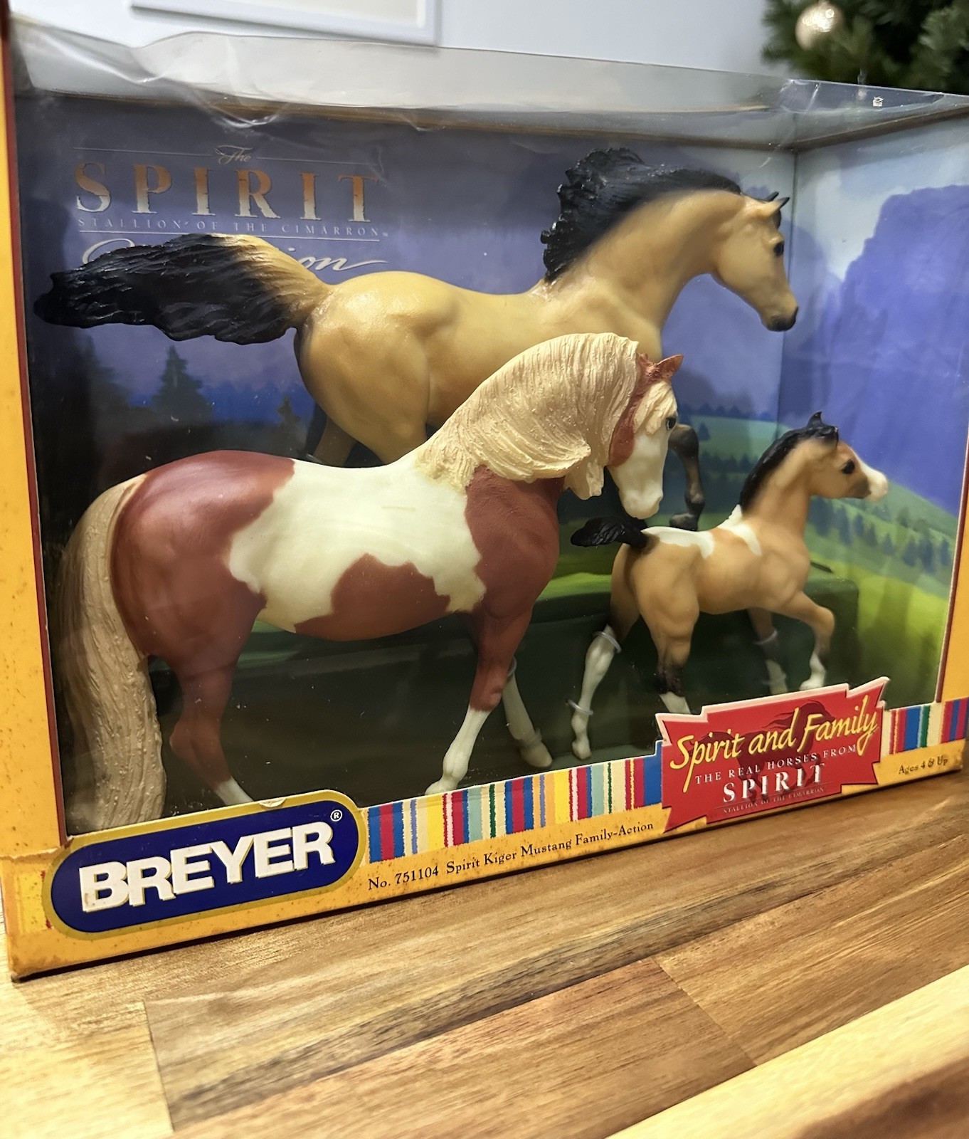 2002 Breyer Spirit and Family Collection 751104 New in Box