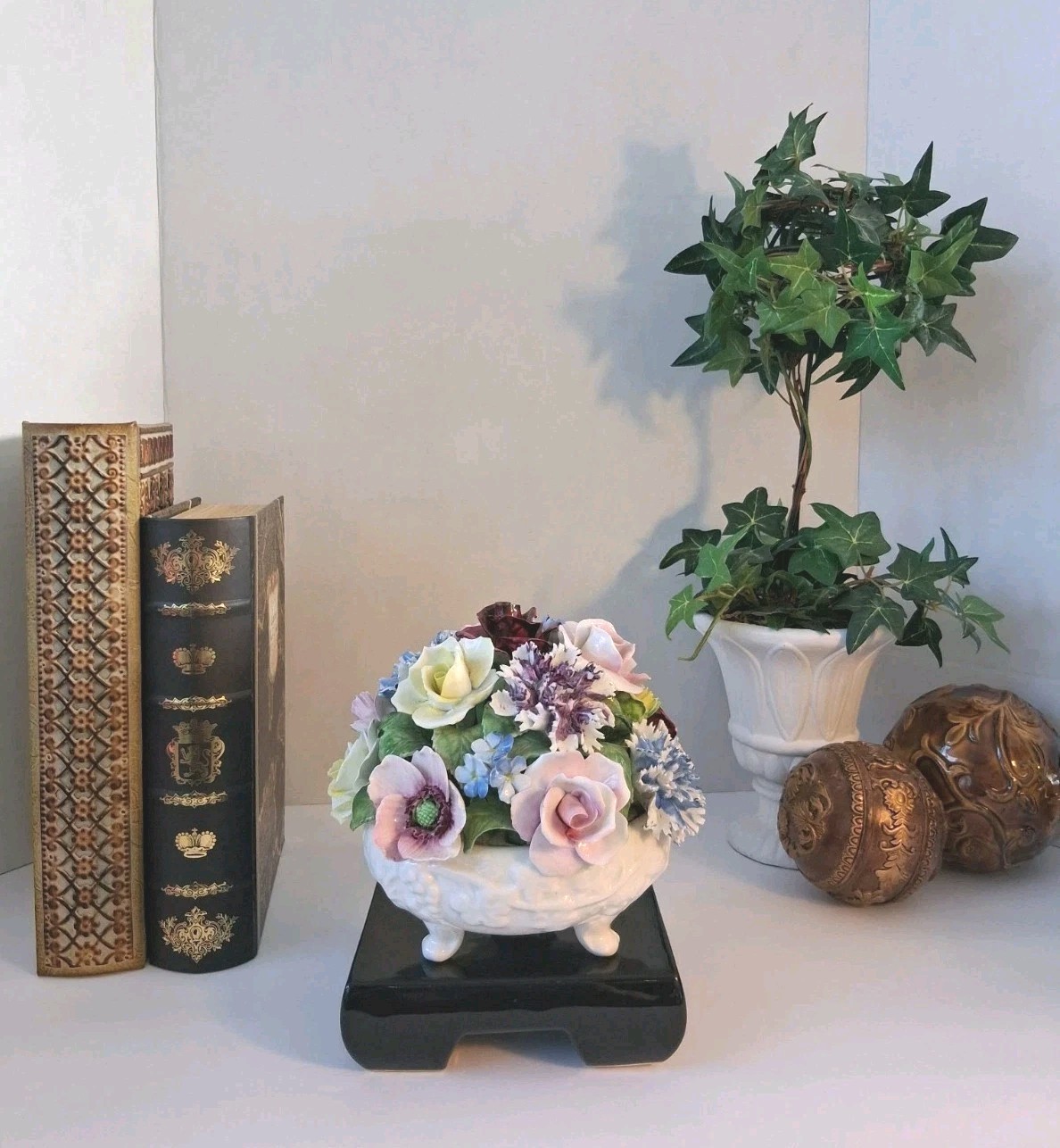 VTG XL'Radnor' 3Lb+ Staffordshire Bone China Flower Bouquet;Pristine;NO CHIPS 