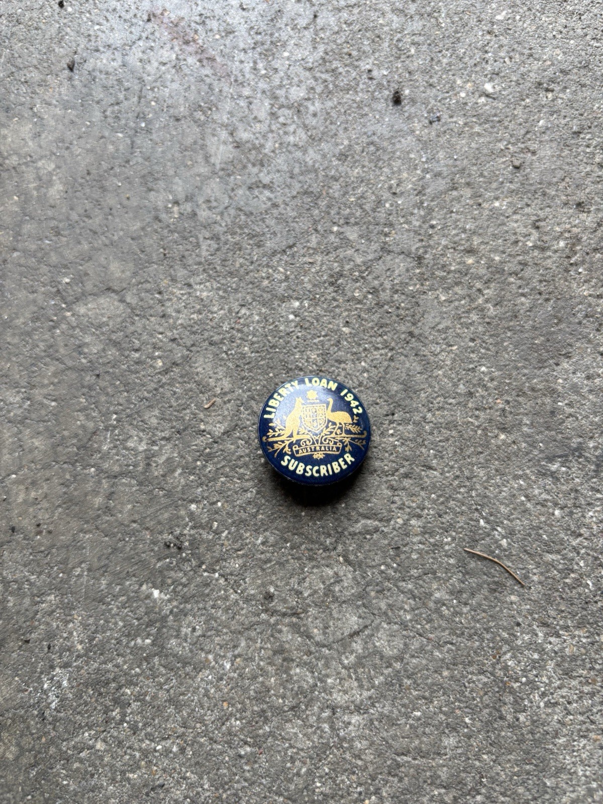 Vintage 1942 Liberty Loan Subscriber Navy Blue Pin