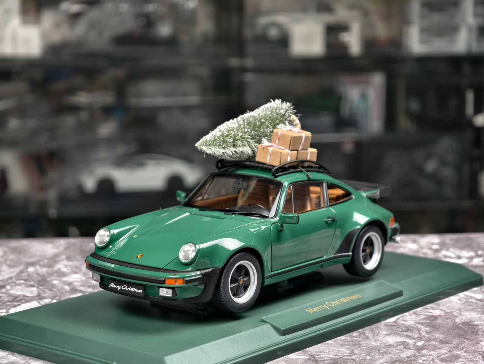 1:18 Norev Porsche 911 Turbo Christmas Edition Alloy Car Model Gift