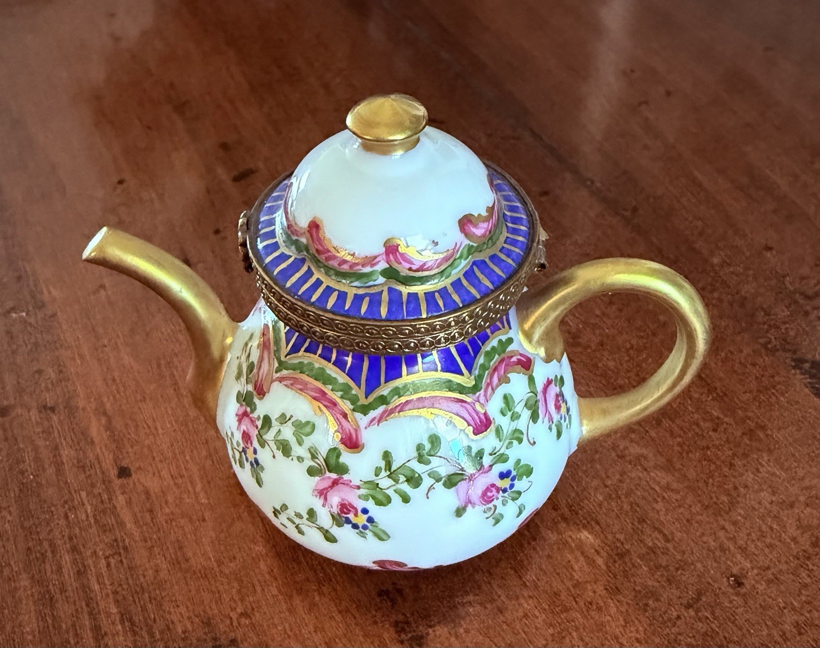 Vintage Hinged Limoges France Porcelain Tea Pot Trinket Box Hand Painted Signed