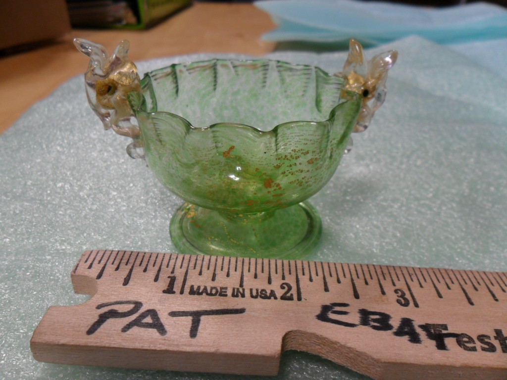 Vintage Italian Murano Venetian glass open individual salt cellar.