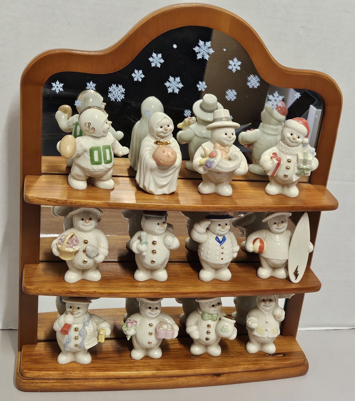 Lenox 12 Months of Snowmen COMPLETE collection With Display Shelf 2002 Lenox 12 Months of Snowmen COMPLETE collection With Display Shelf 2002