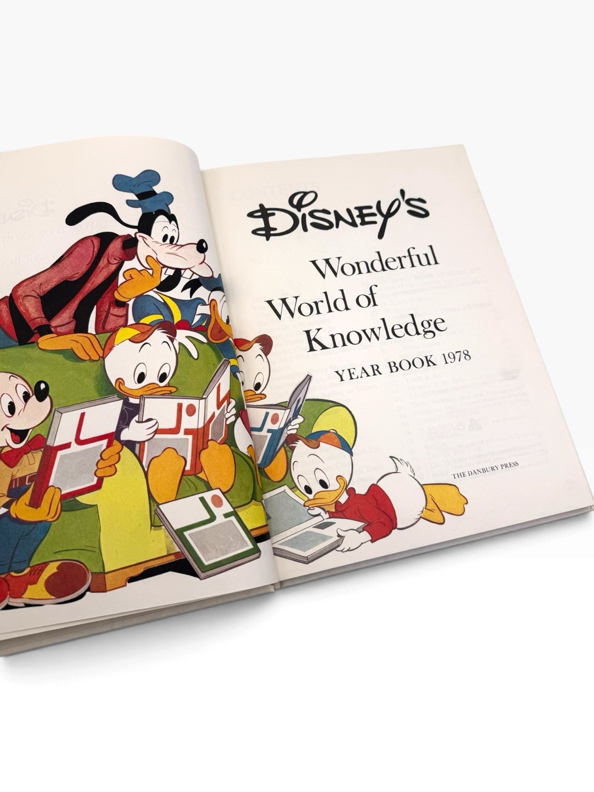 Disney\'s Wonderful World of Knowledge Year Book 1978 Vintage Hardcover Grolier