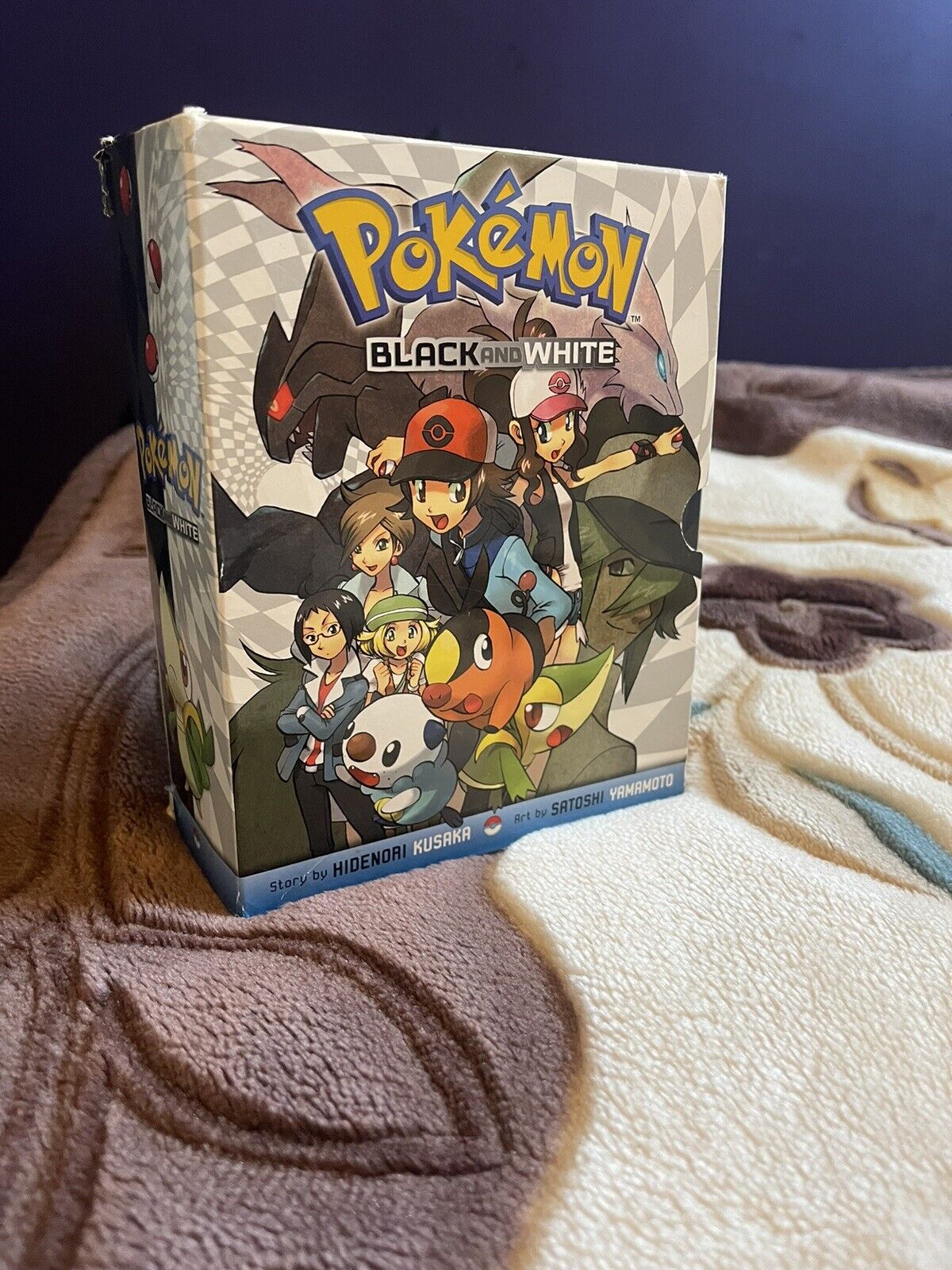 Pokemon Black and White Manga Box Set Books 1 - 8 (🇨🇦 Seller)