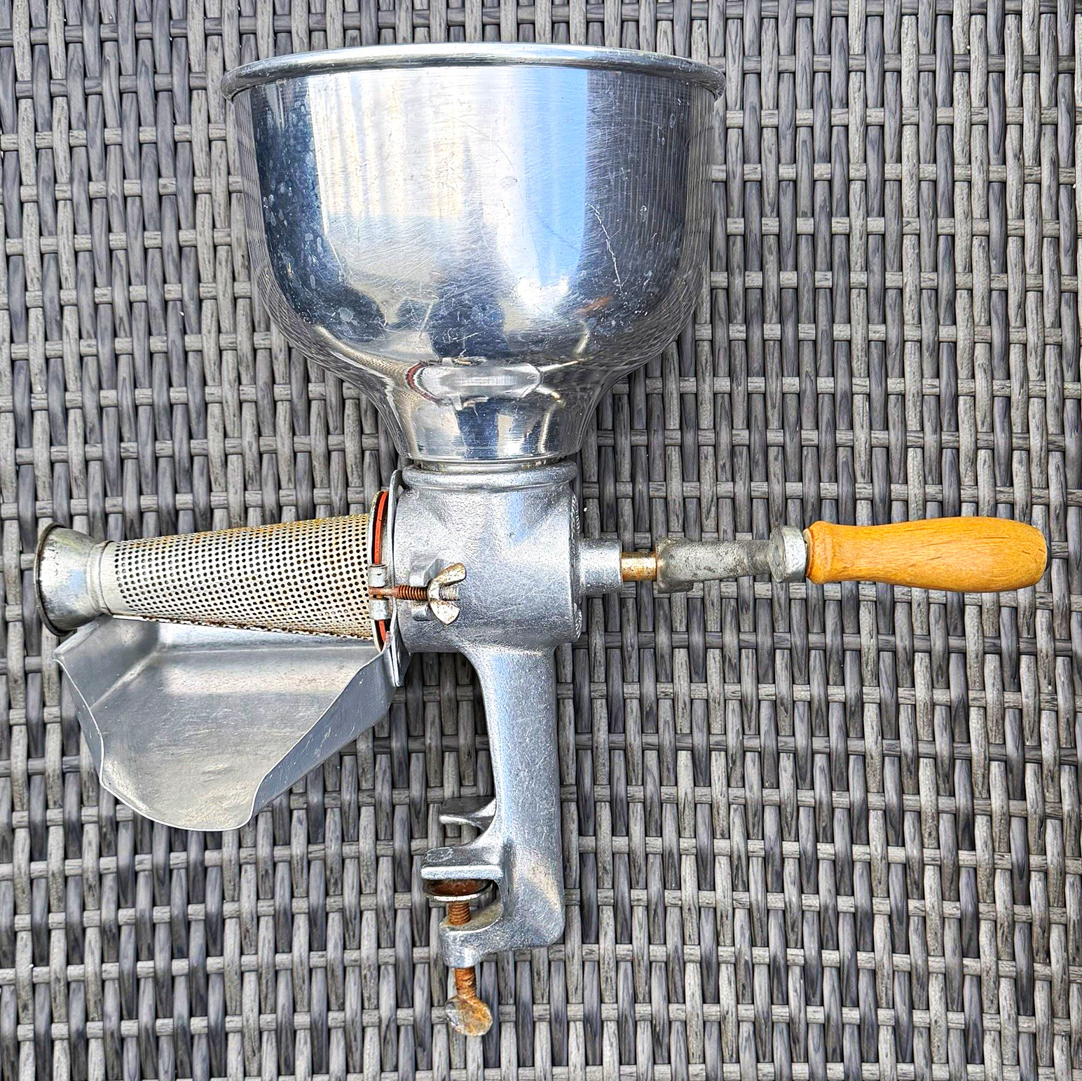 Vintage Enterprise Mfg. Co. Hand-Crank Tomato & Fruit Strainer / Grinder
