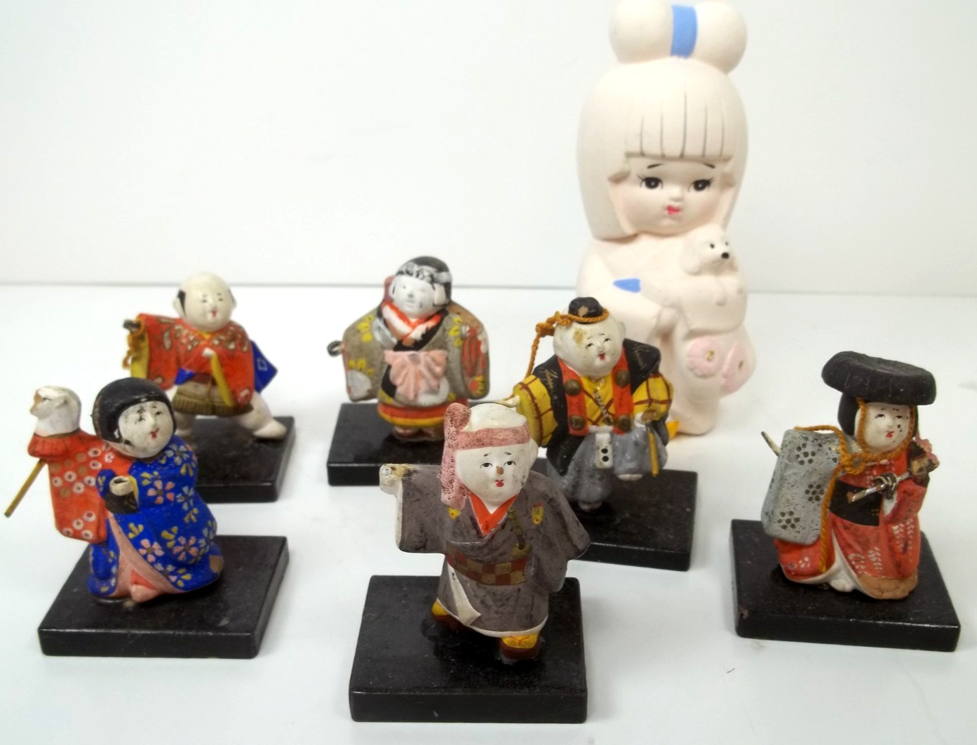 Gosho Ningyou Japanese Dolls  Lot of 6 On Stands and a Larger Figure