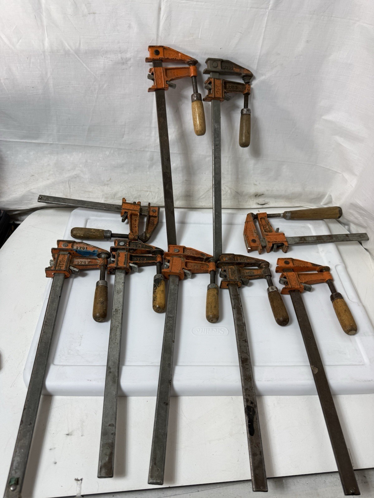 Vintage Jorgensen Cast Iron Bar Clamps Lot 9x Cabinet Woodworking 3700 Series Vintage Jorgensen Cast Iron Bar Clamps Lot 9x Cabinet Woodworking 3700 Series