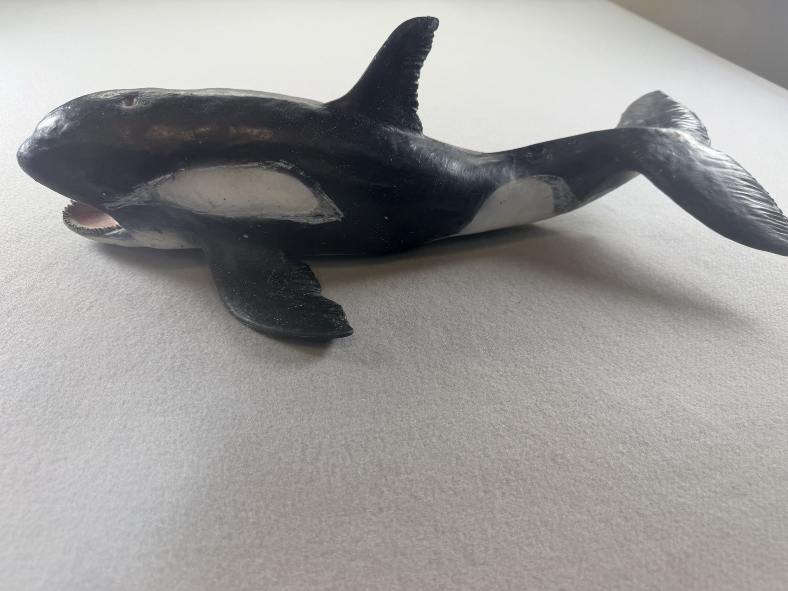 Vintage Sea World Orca Killer Whale AAA Rubber Figure Large 19\