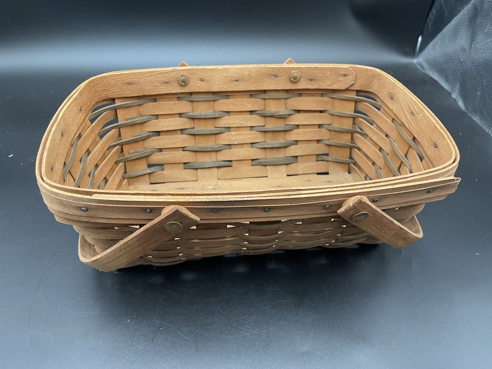 Vintage 1989 Longaberger Medium  Gathering Basket Double Swing Handles wood