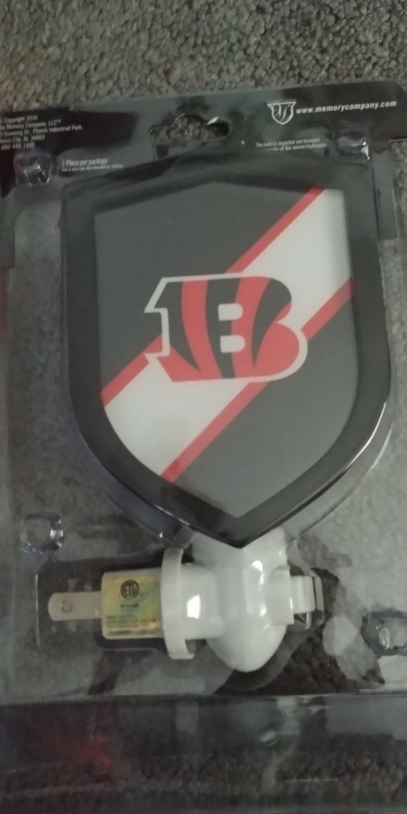 CINCINNATI BENGALS - OFFICIAL NIGHT LIGHT BRAND NEW