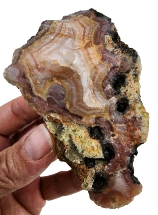 Agua Nueva Banded Agate Mexico 98.8 grams.