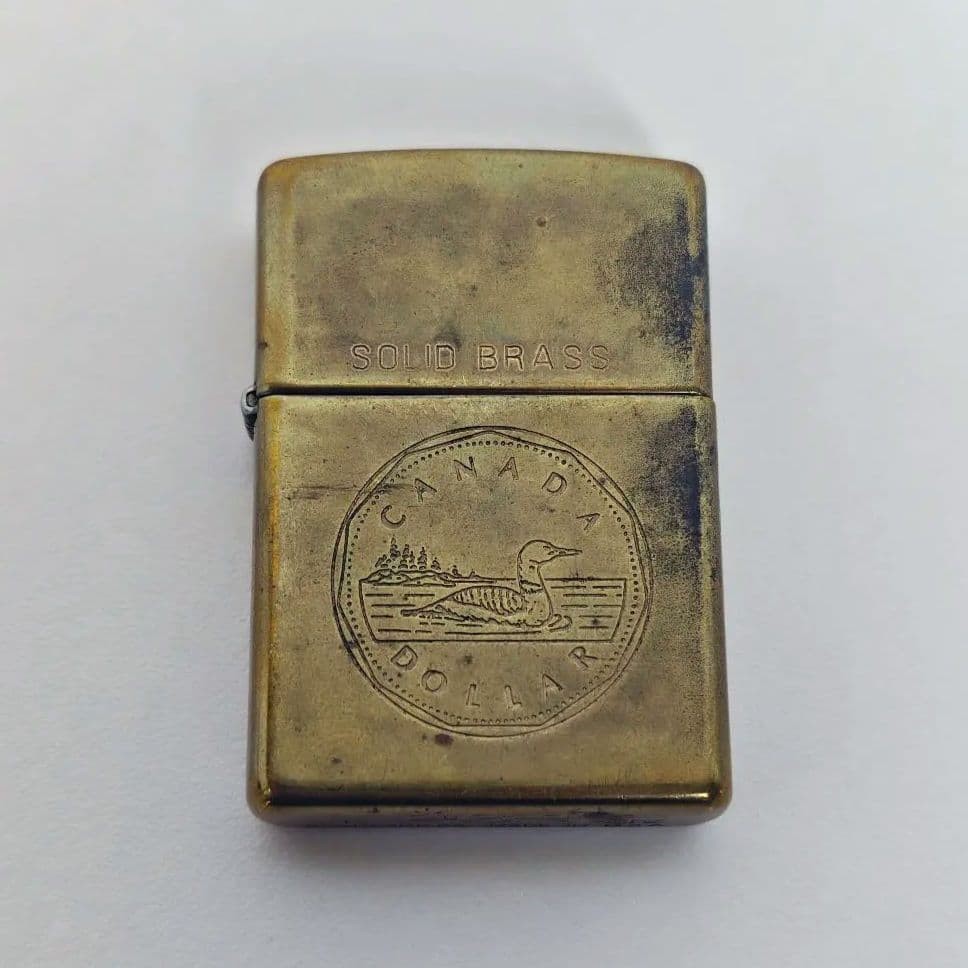 ZIPPO CANADA DOLLAR SOLID BRASS Made in 1998
