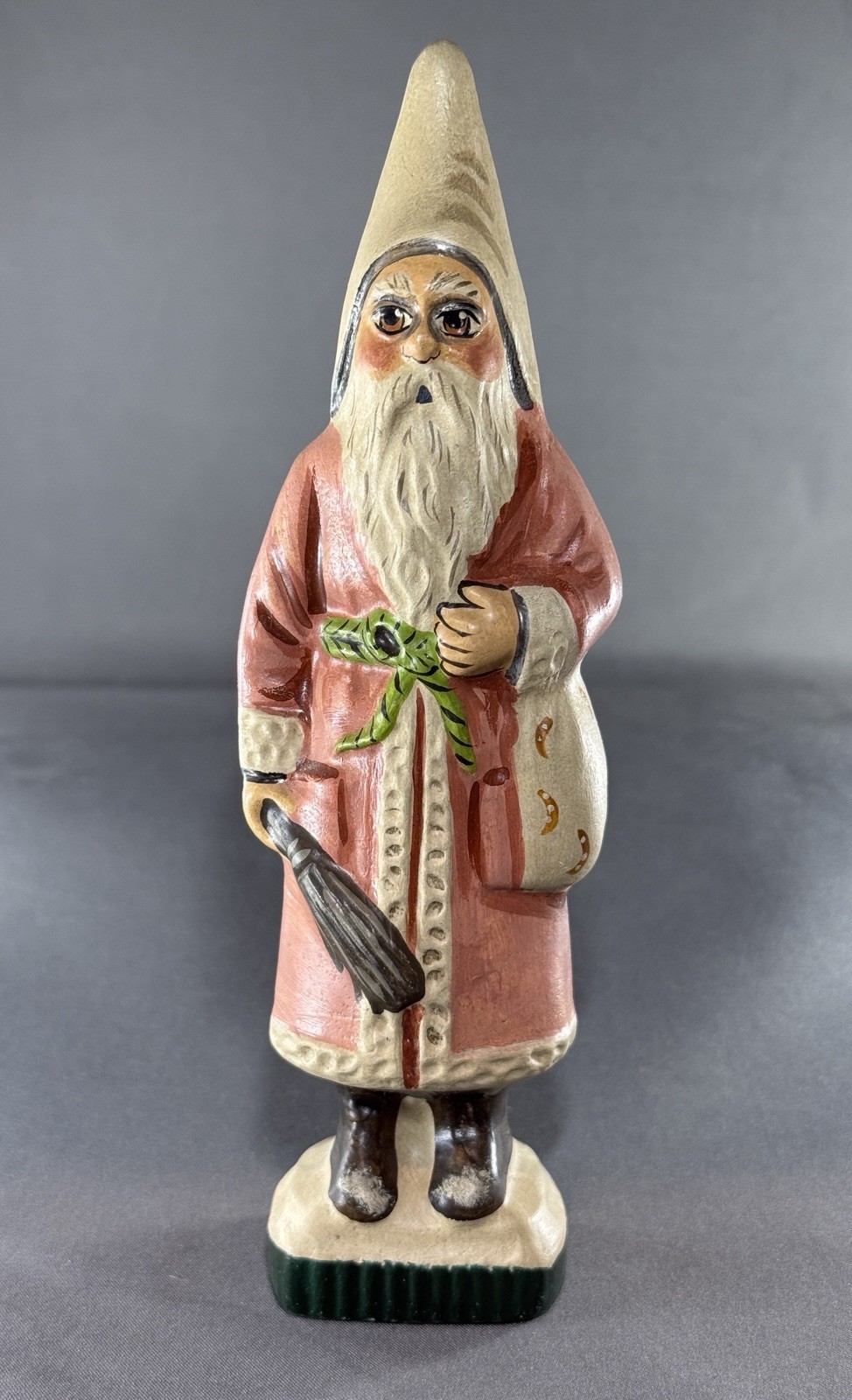 VAILLANCOURT 1994 Country Home Santa's Club Santa Chalkware Christmas Figure 