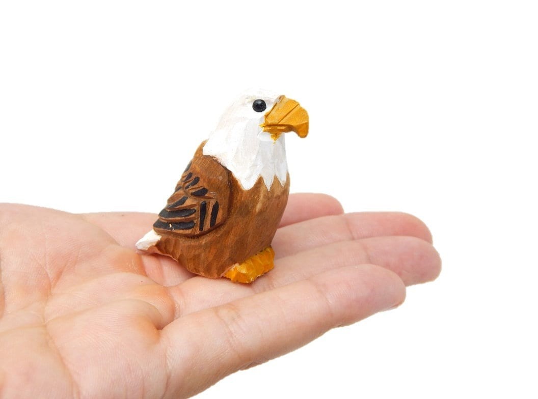 Bald Eagle Wooden Figurine Hand Carved Bird Rustic Home Decor Sculpture Gift