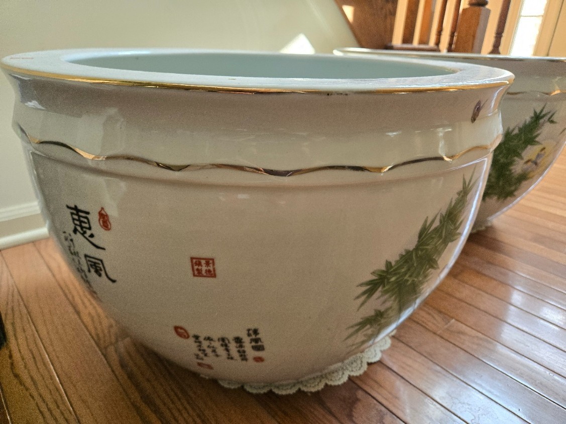 Huge 22” Vintage Chinese Porcelain Fish Bowl Planter Excellent Condition Huge 22” Vintage Chinese Porcelain Fish Bowl Planter Excellent Condition