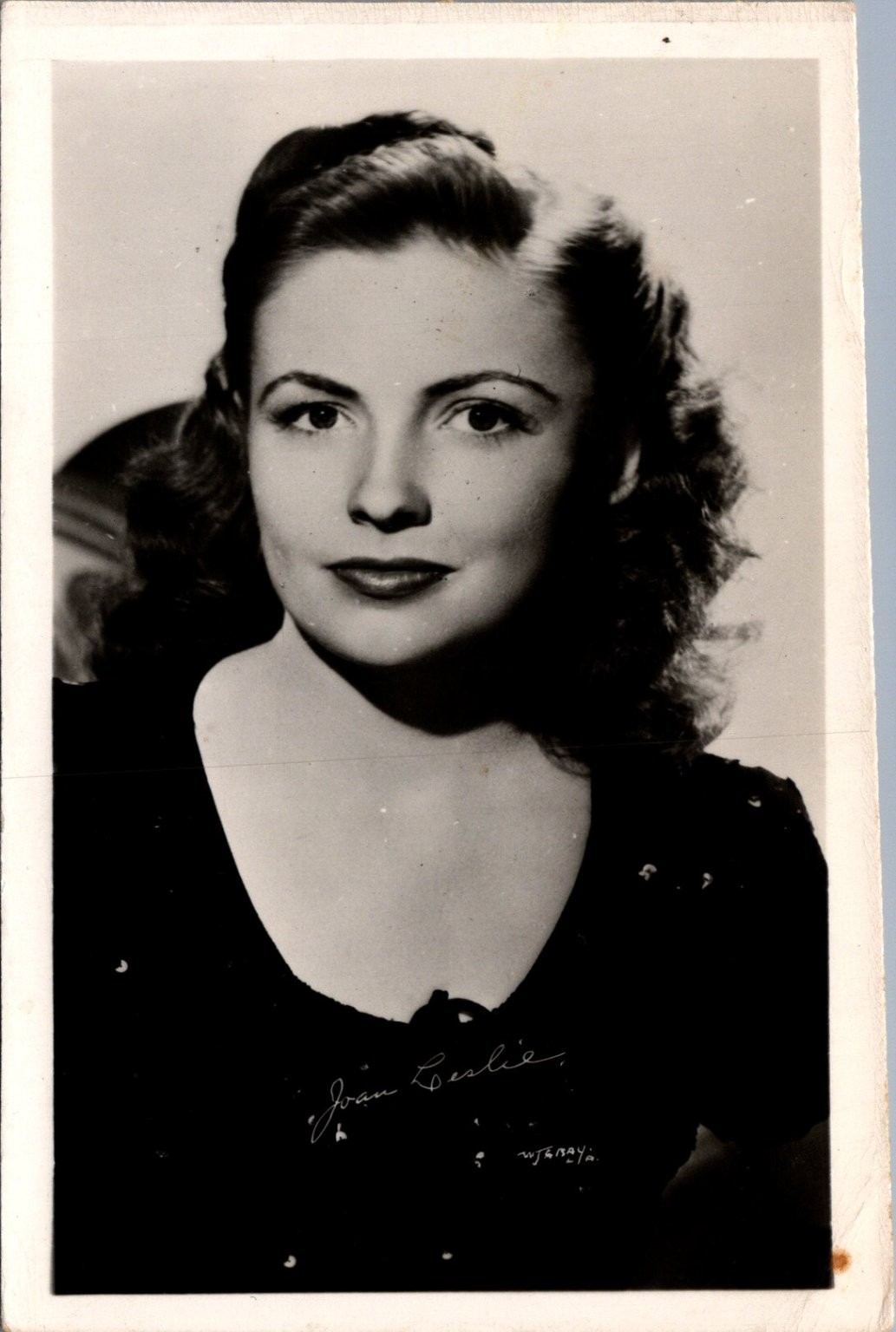 Joan Leslie Signed W.J. Gray Real Photo Postcard RPPC Vintage Hollywood Star Joan Leslie Signed W.J. Gray Real Photo Postcard RPPC Vintage Hollywood Star
