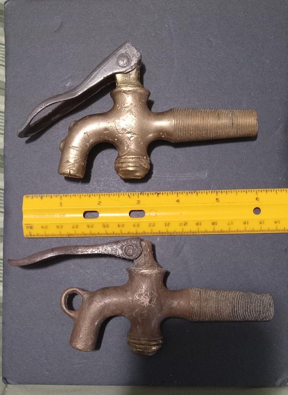 Antique Brass Cask Whiskey Wine Barrel Tap Spigot  ( 2 )