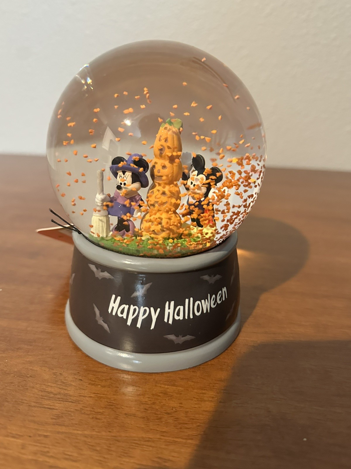Disney Halloween Trick or Treat Snowglobe Mickey Mouse & Minnie Mouse
