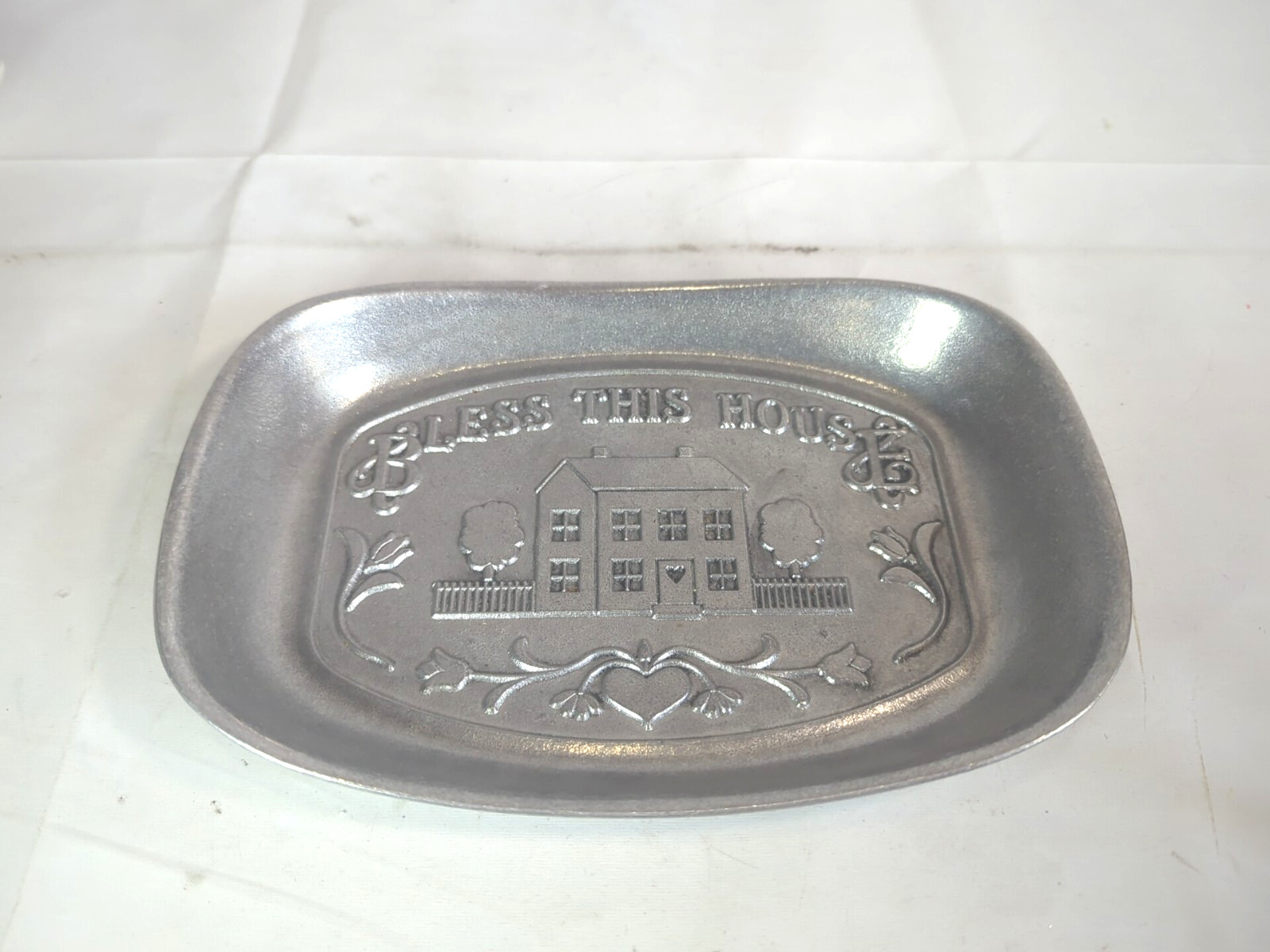 Vintage Wilton Armetale Pewter Bread Tray \