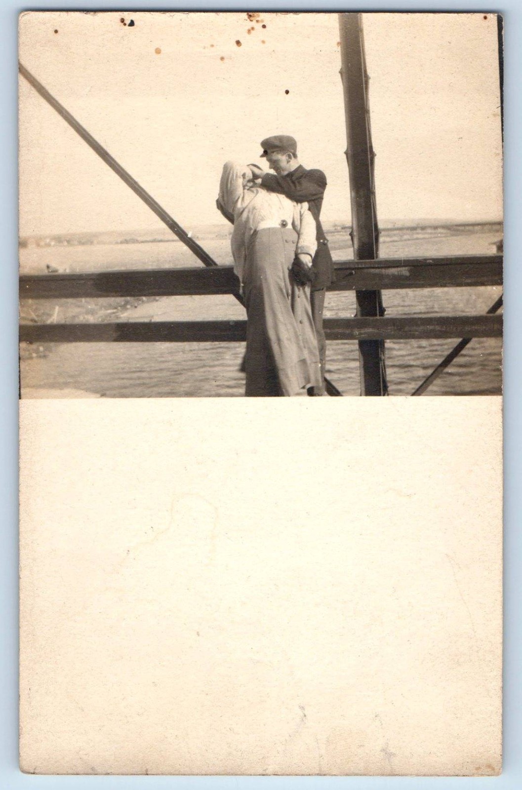 c1910\'s Romance Couple Kissing Kandid RPPC Photo Unposted Antique Postcard