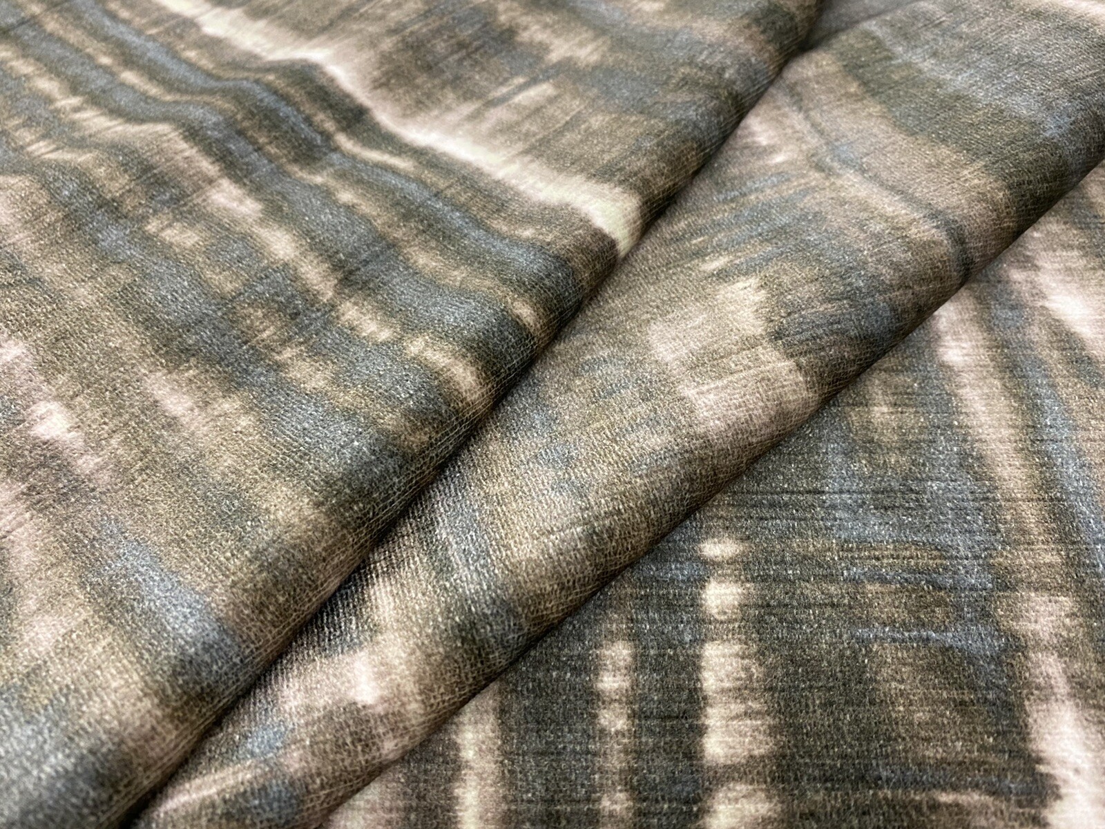 Kravet Couture Velvet Print Upholstery Fabric- Chicattah / Mink (516) 2.30 yds
