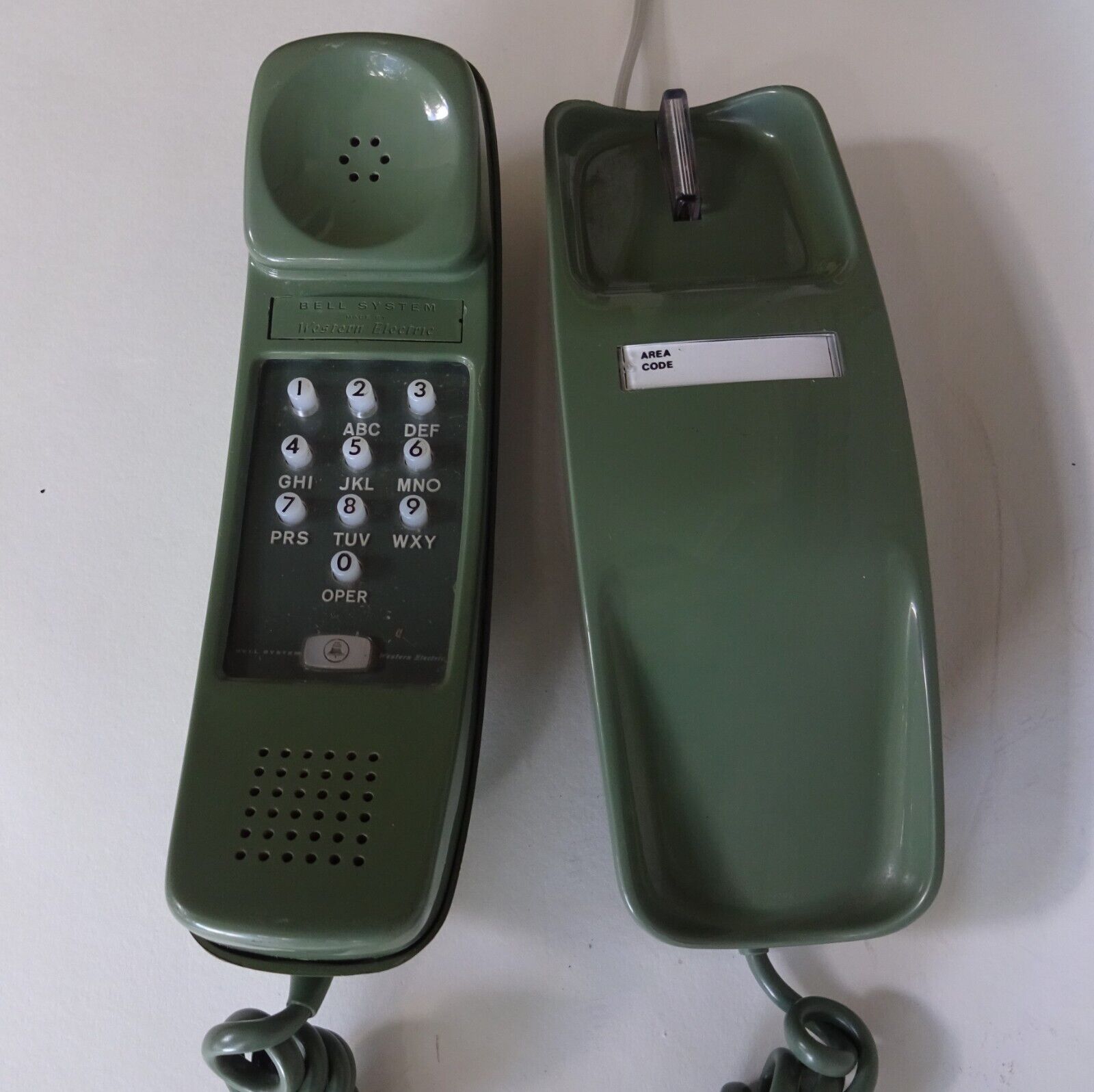 Antique Telephone  1220  10 button telephone Western Electric Green rare