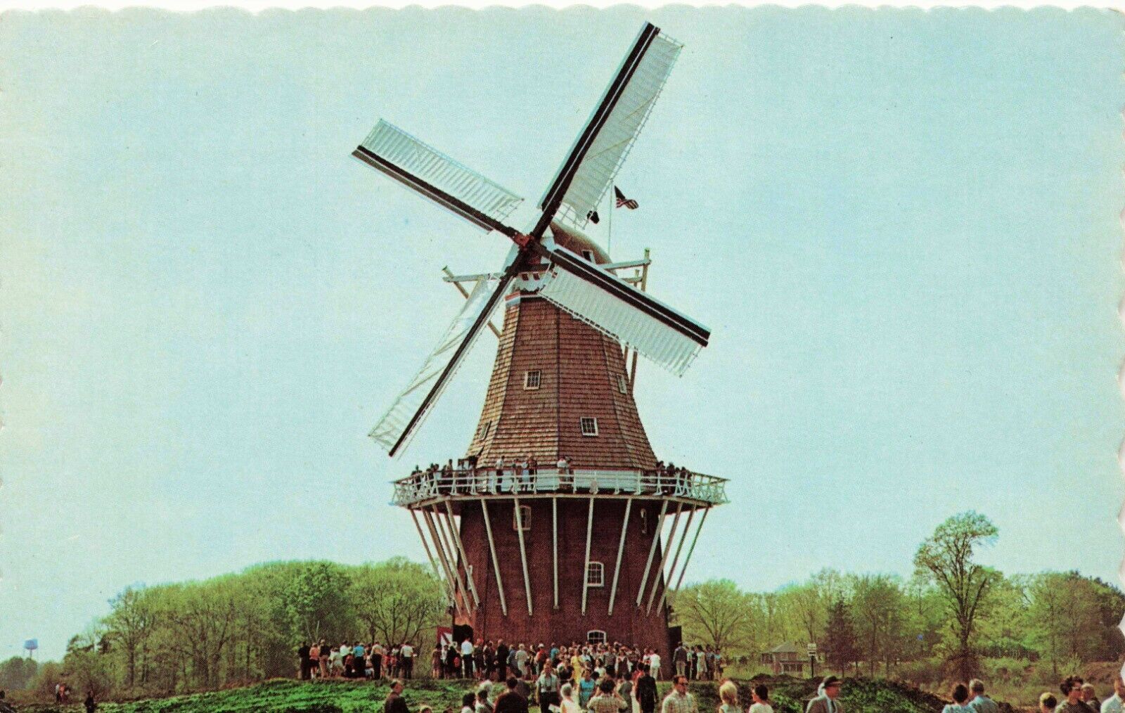 Postcard De Zwaan The Swan Windmill Holland, Michigan MI Vintage