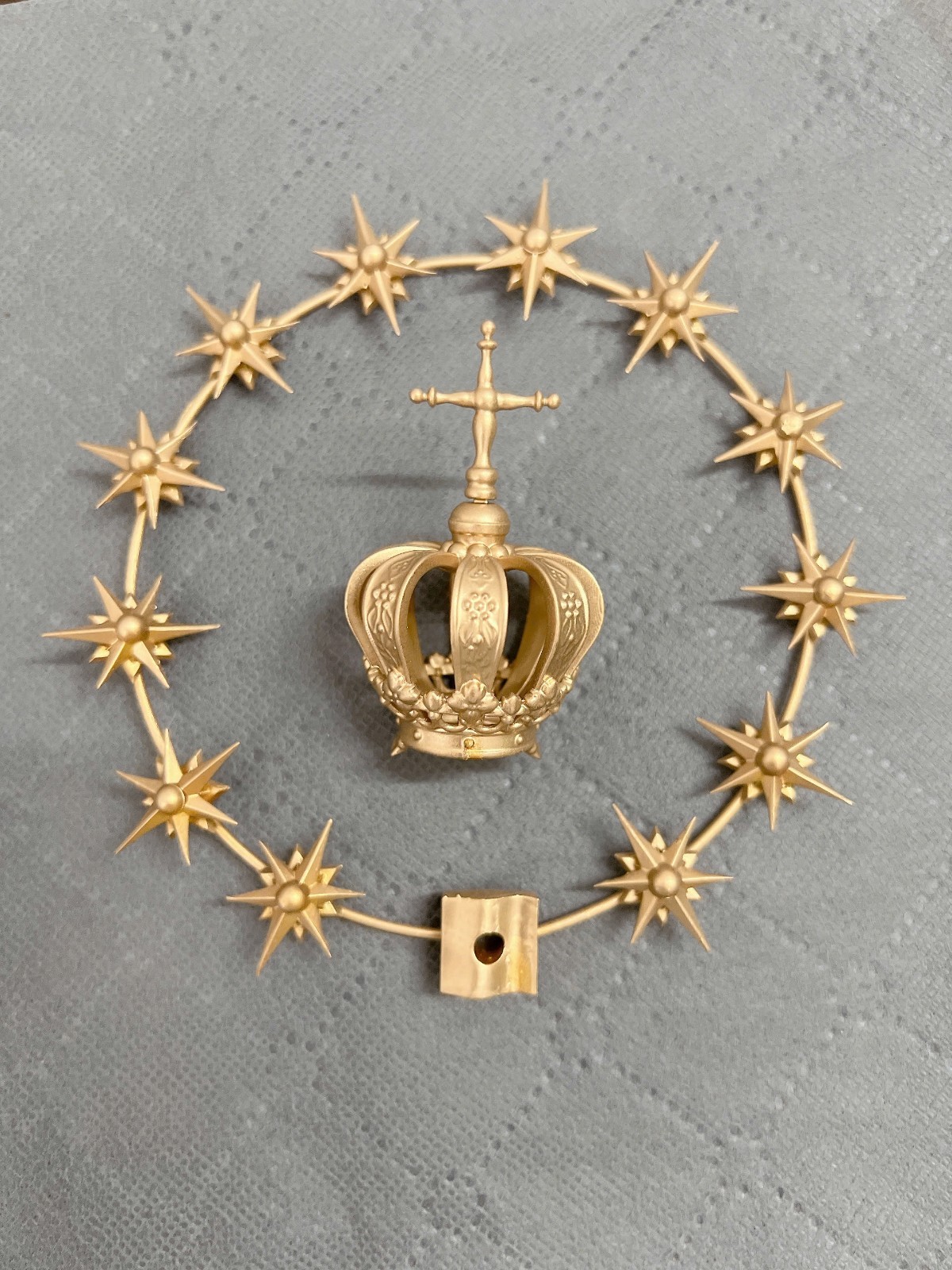 Handmade 12-Star Gold Halo Crown for 11\