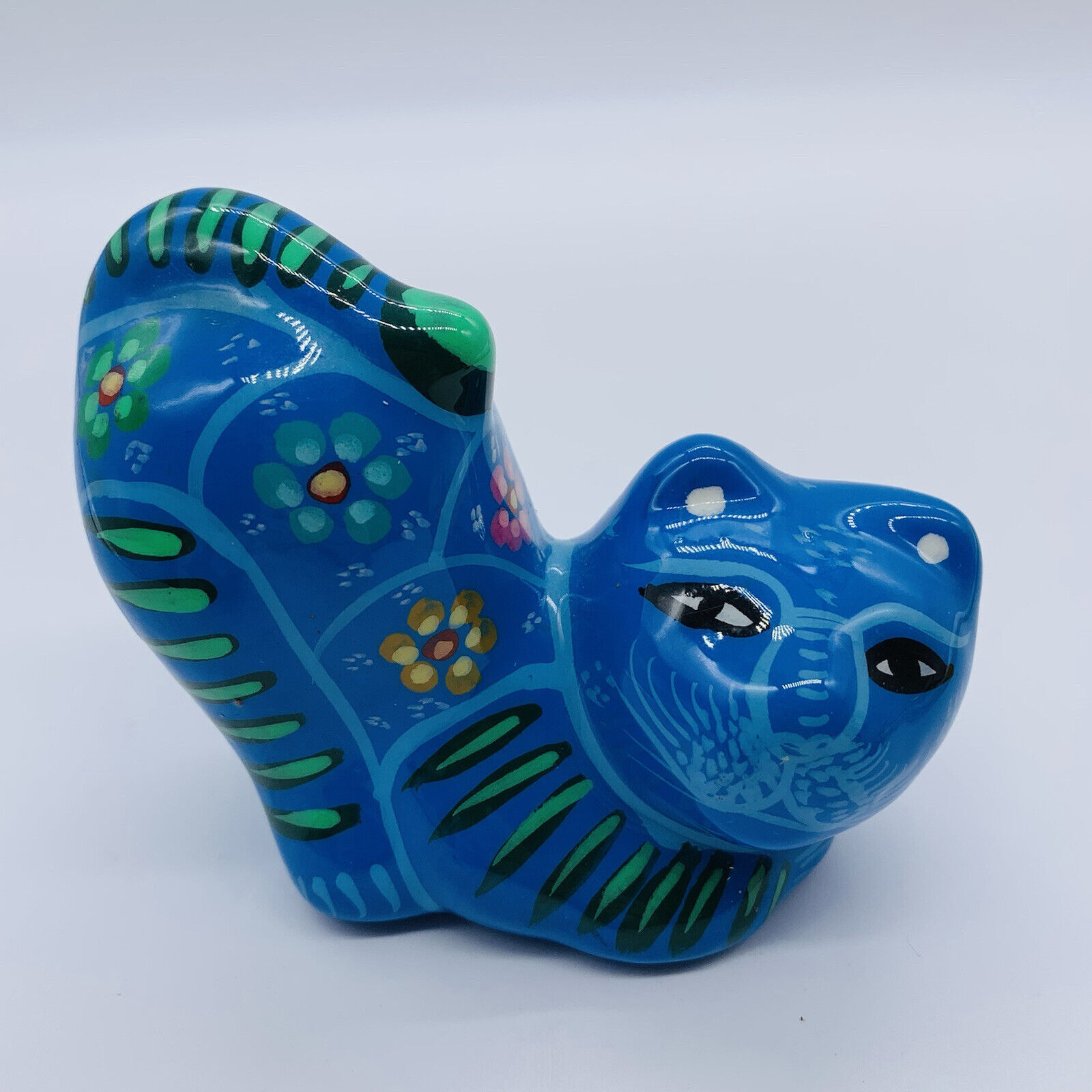 Vintage Mexican Folk Art Hand Painted Talavera Blue Cat Tail Up 3”T 4”W