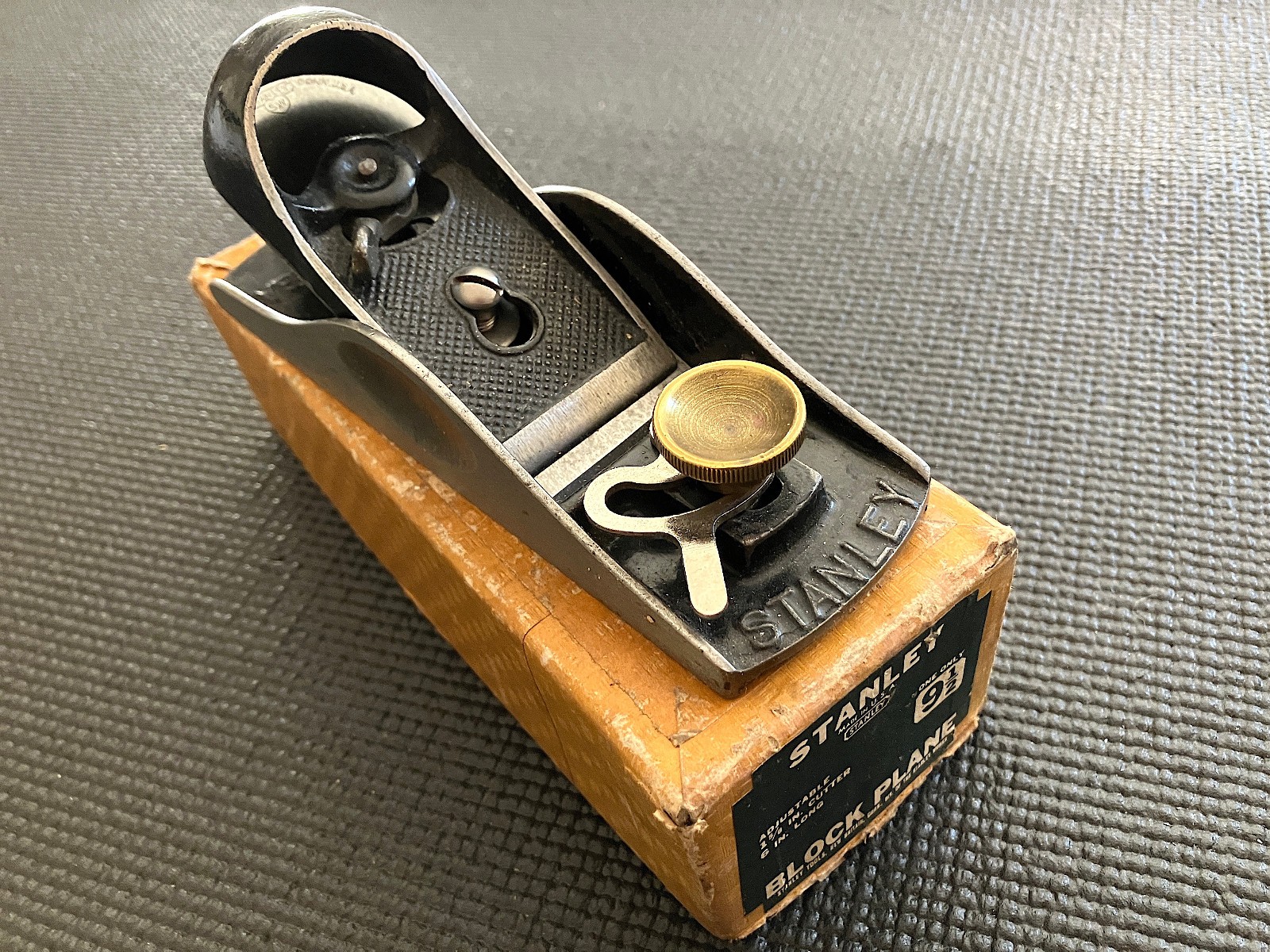Vintage Sweetheart Era Stanley 9 1/2 Block Plane w/ Box ✭USA✭ READ