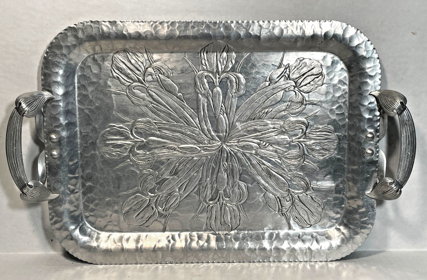 VTG Continental Silverlook 523 Iris Hand Wrought Aluminum Tray