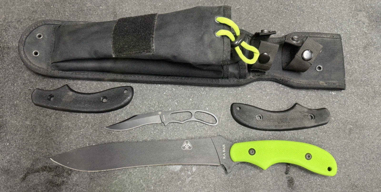 KA-BAR Zombie Killer War Sword, KA-5701 Green with sheath and small knife