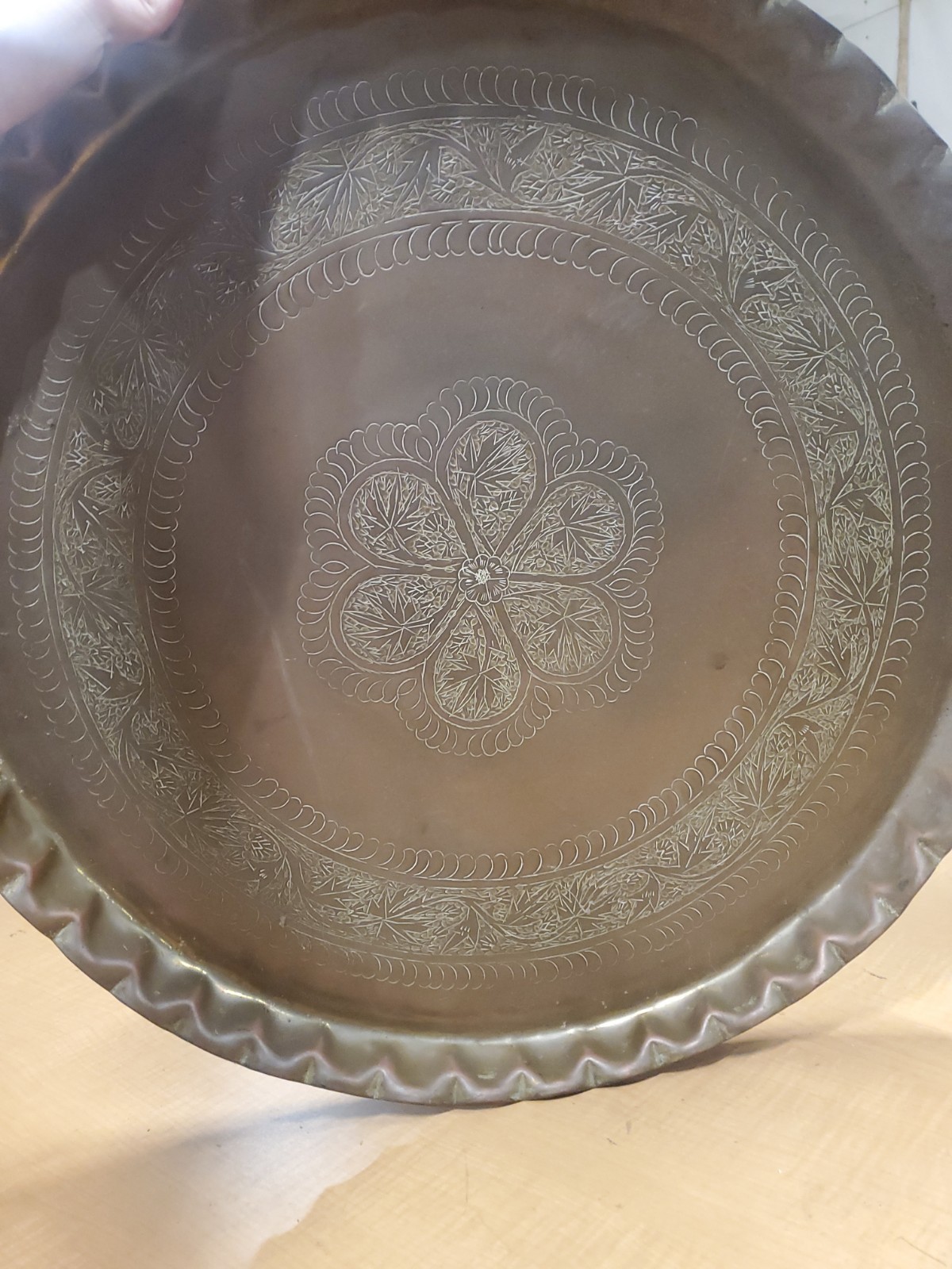 LARGE 22” BRASS TRAY, Wall Hanging, Etched, Scalloped, Vintage, Made in India