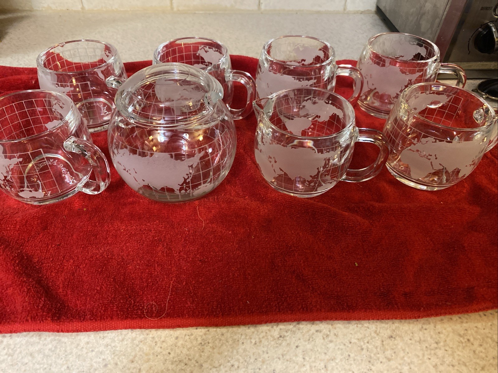 7 VINTAGE 1970s Nestle Nescafe World Globe Etched Clear Glass Coffee Mugs