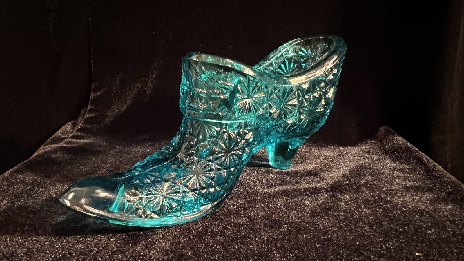 Fenton Shoe Slipper Teal Blue Daisy & Buttons Figurine ~6” Vintage