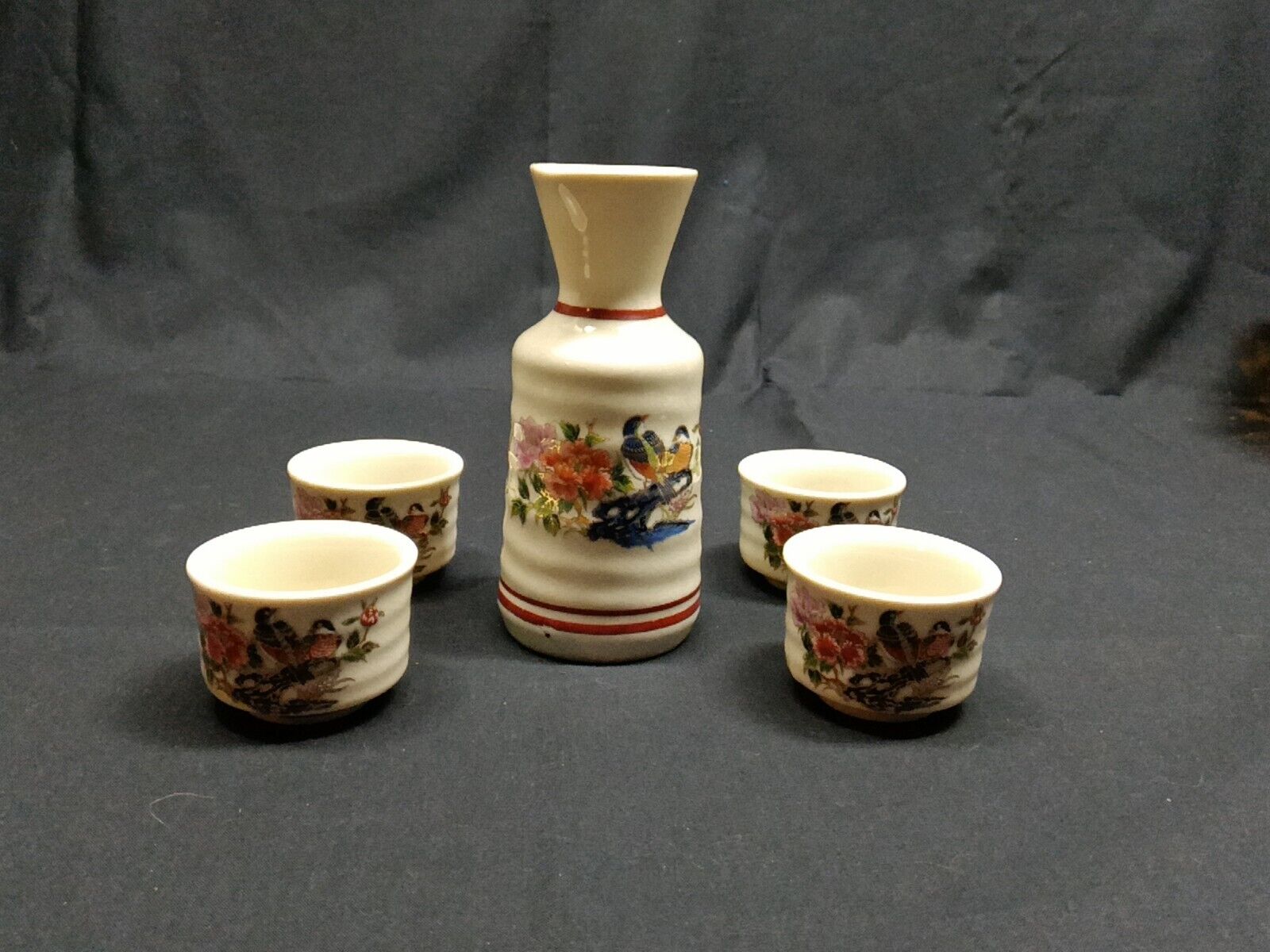 Vintage Japanese Ceramic Sake Tokkuri Bottle with 4 Cups. Floral Bird  Motif