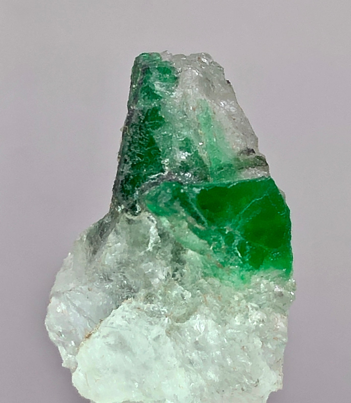 24,cts Natural vivid bluish green emerald on matrix  specimen @swat pakistan