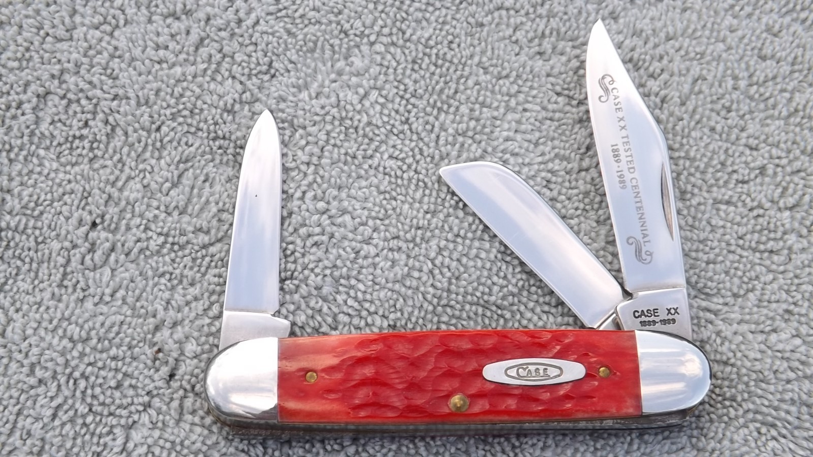 1989 Case xx Centennial CATTLE CATTLEMAN knife R6345 1/2 Red Bone Handles RARE 1989 Case xx Centennial CATTLE CATTLEMAN knife R6345 1/2 Red Bone Handles RARE