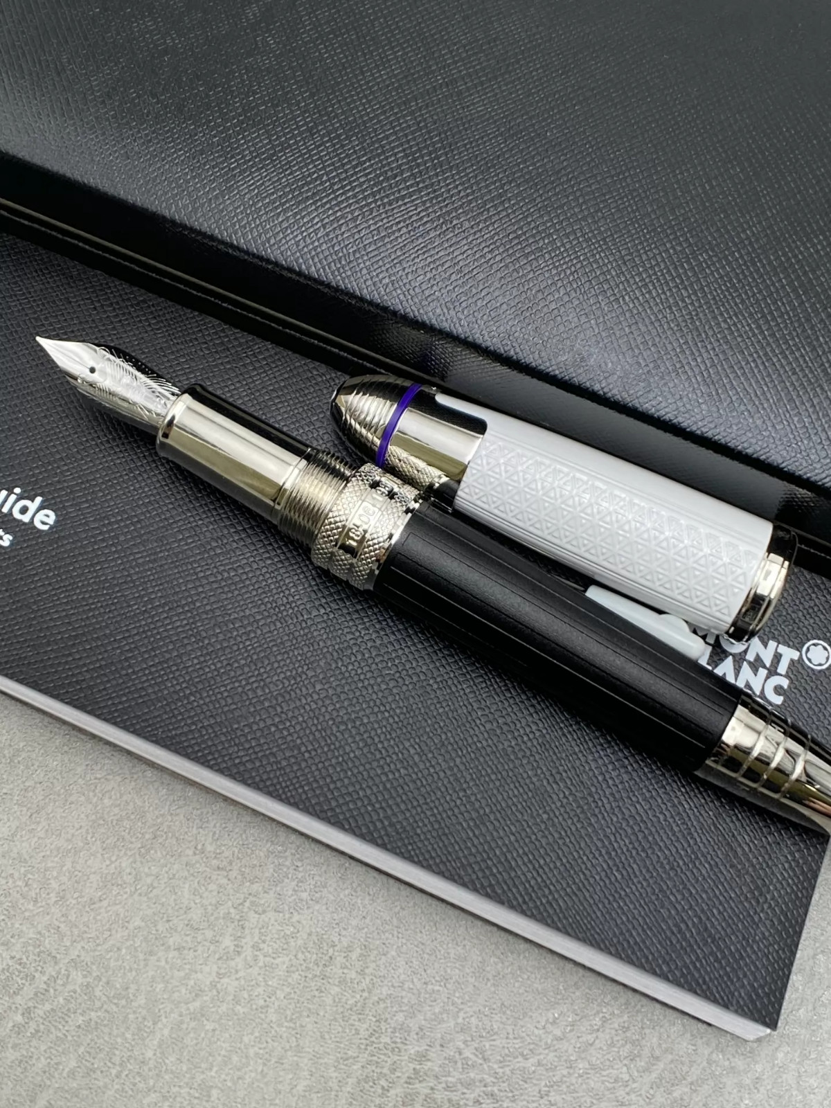 Montblanc Great Characters Black Fountain Pen With Gift Box