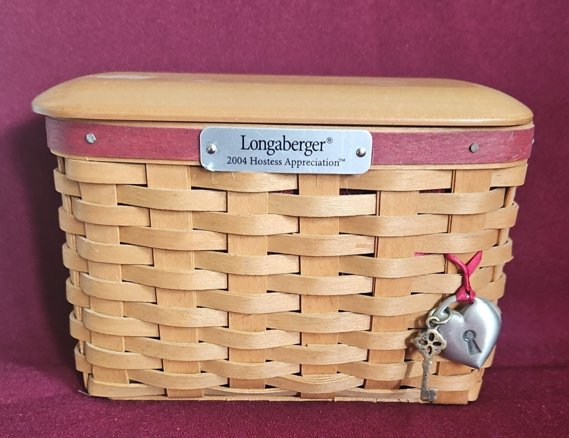 2004 Longaberger Hostess Appreciation Basket with Liner, Prot, Lid and tie-on