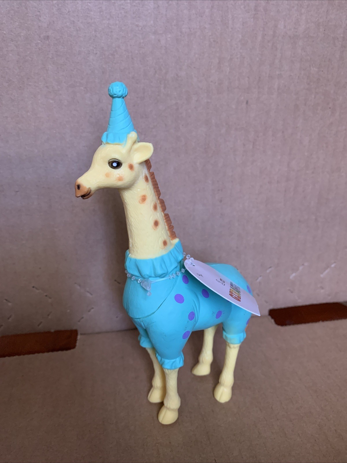 7” Giraffe With Party Hat Wearing Polka Dot Outfit Cake Topper Kids Toy NWT