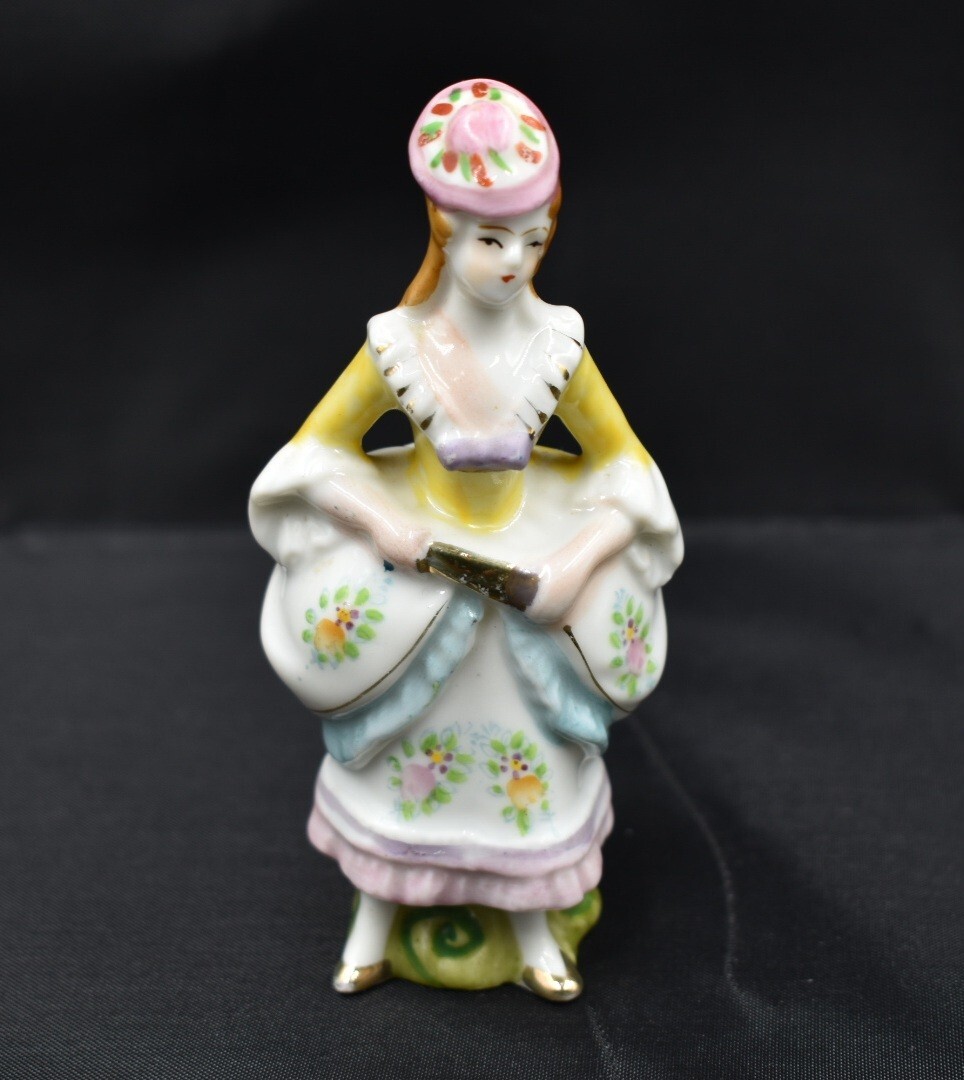 VTG OCCUPIED JAPAN PORCELAIN LADY FIGURINE VICTORIAN WOMAN HAND PAINTED  4-5/8\