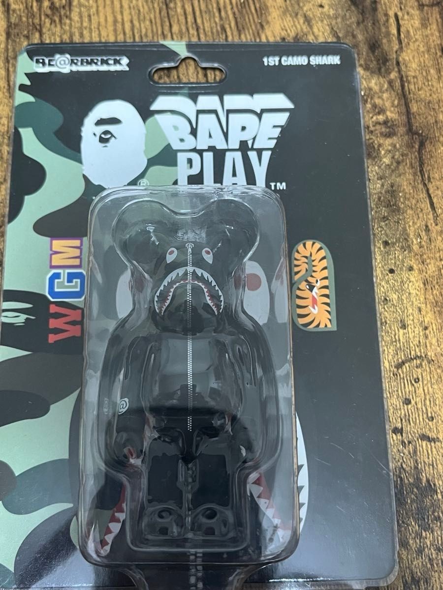 A Bathing Ape BAPE x Medicom Toy BE@RBRICK BAPEPLAY WGM Bearbrick