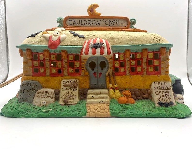 Creepy Hollow Cauldron Café Lighted Haunted House with Cord Boxed